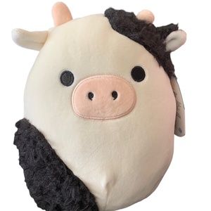 Squishmallow Connor Fuzzy Cow